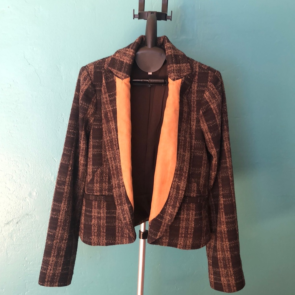 Plaid riding blazer with suede lapel